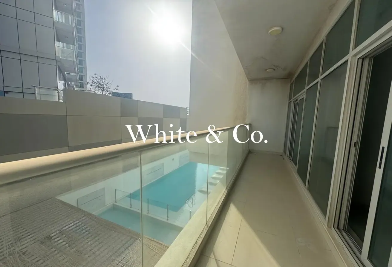 SPACIOUS LAYOUT / VACANT / FURNISHED UNIT