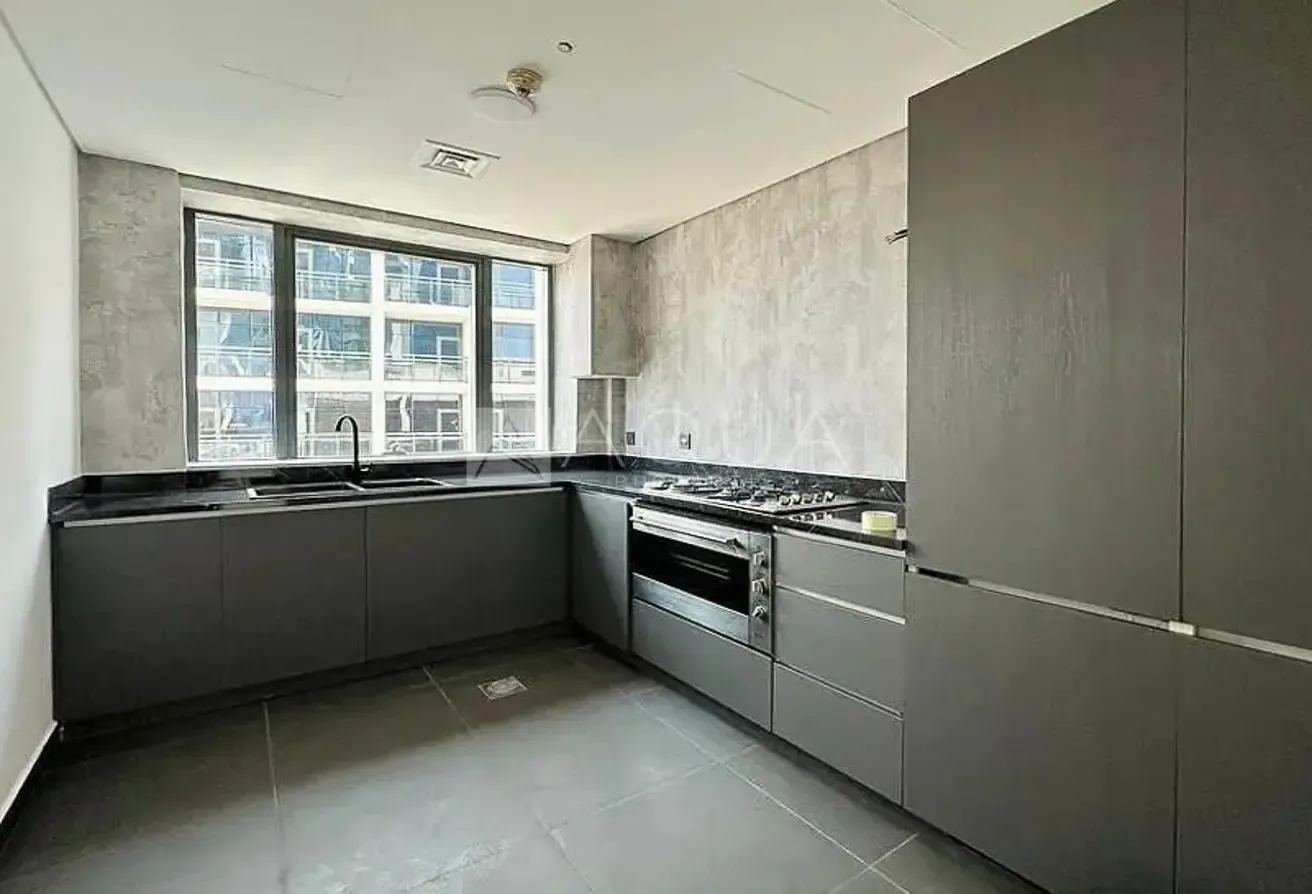 Vacant | Upgraded | Free Hold | Best Location