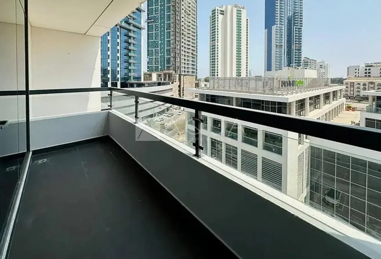 Vacant | Upgraded | Free Hold | Best Location