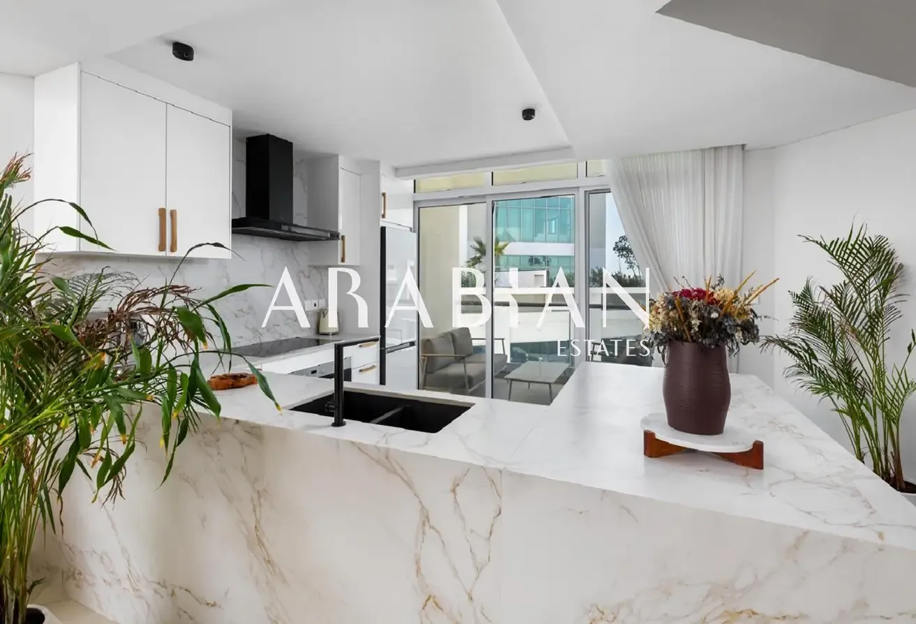 EXCLUSIVE | Unique | Renovated | Furnished | VOT