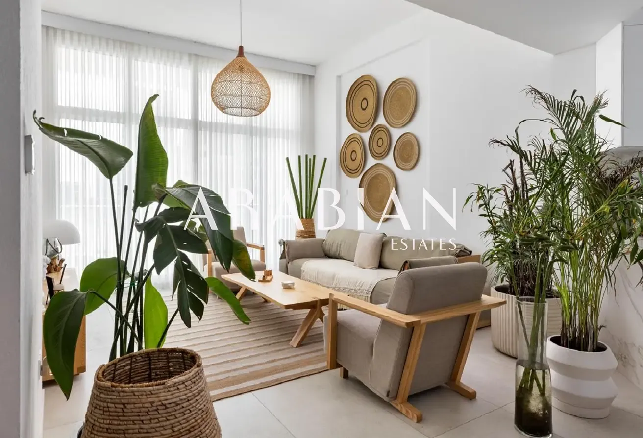 EXCLUSIVE | Unique | Renovated | Furnished | VOT