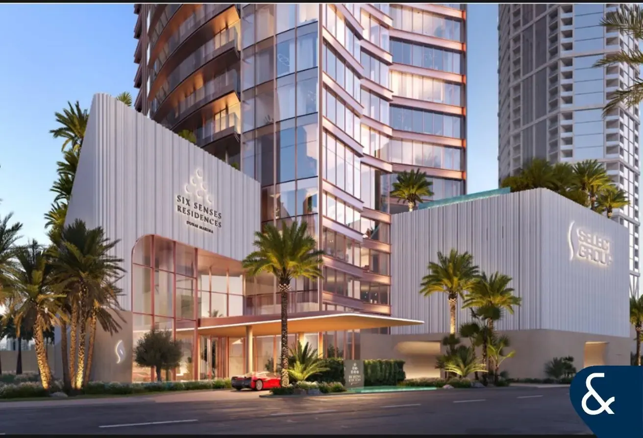 Luxurious l Resort Living l Prime Location