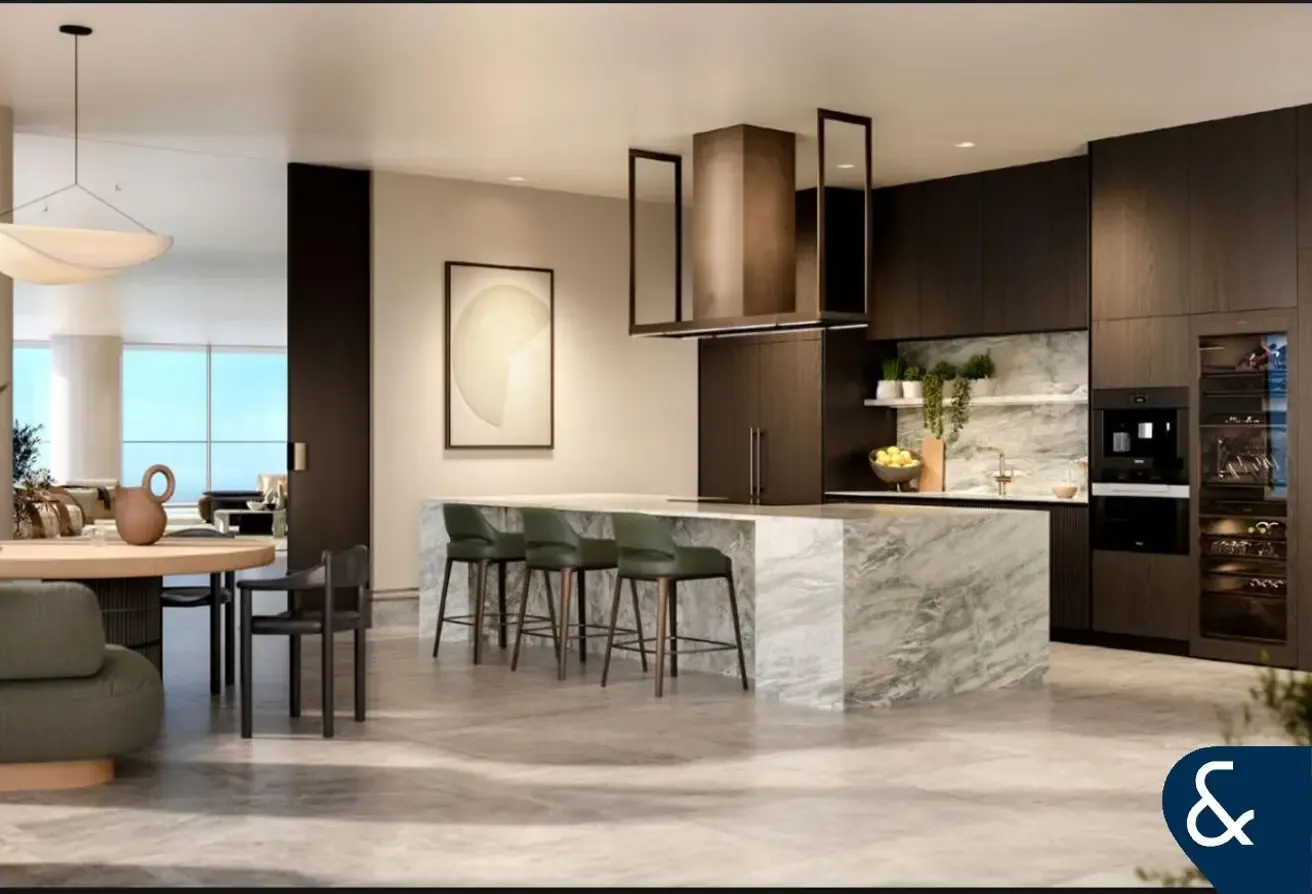 Luxurious l Resort Living l Prime Location