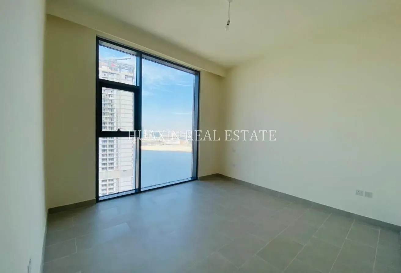 Tenanted | High Floor | No Agents