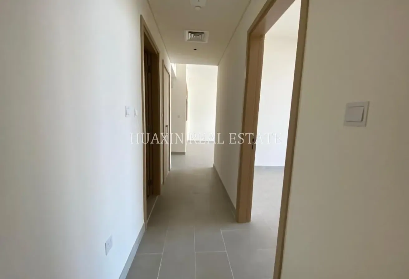 Tenanted | High Floor | No Agents