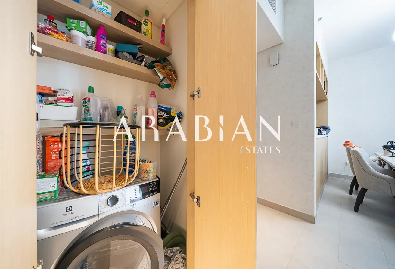 Full Park Views | Available | Closed Kitchen