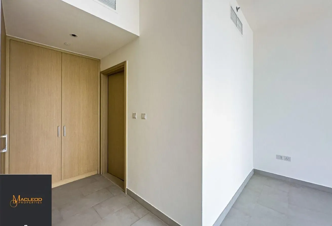 Park view | Vacant Apartment | Stunning view
