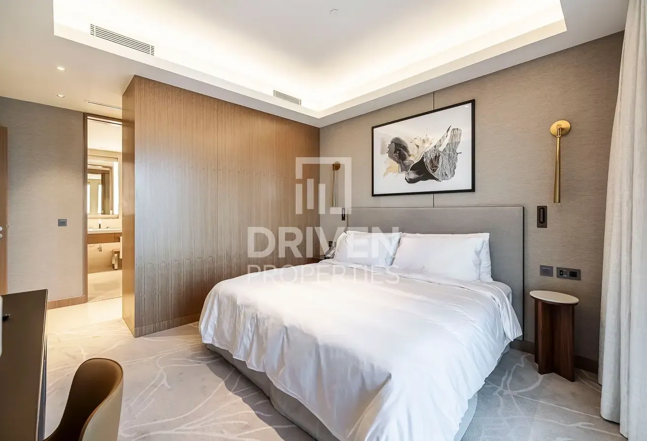 Spacious Layout | Modern Apt | Burj Khalifa View