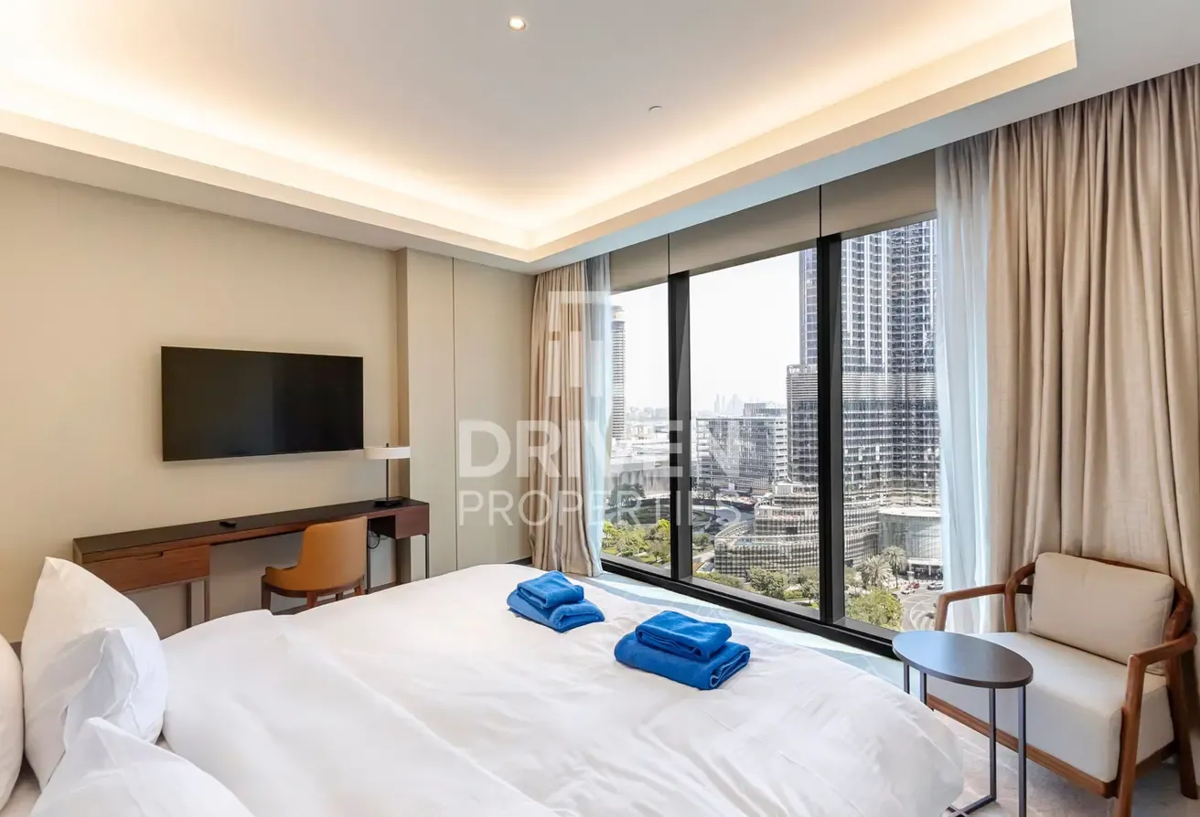 Full Burj Khalifa and Fountain View | 5 Year PHPP