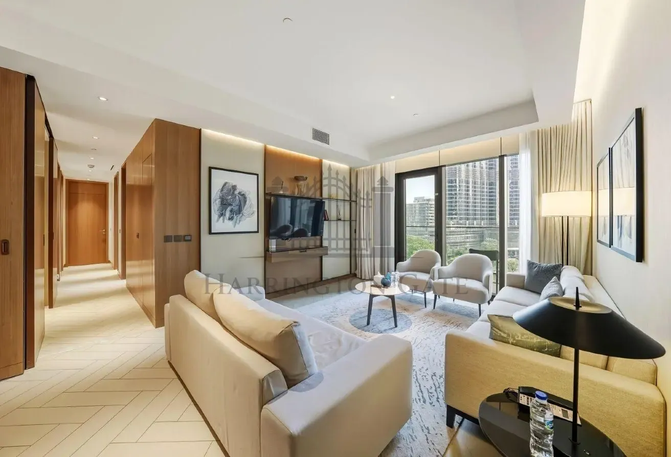 Burj Khalifa View | 3BR Apartment | Furnished