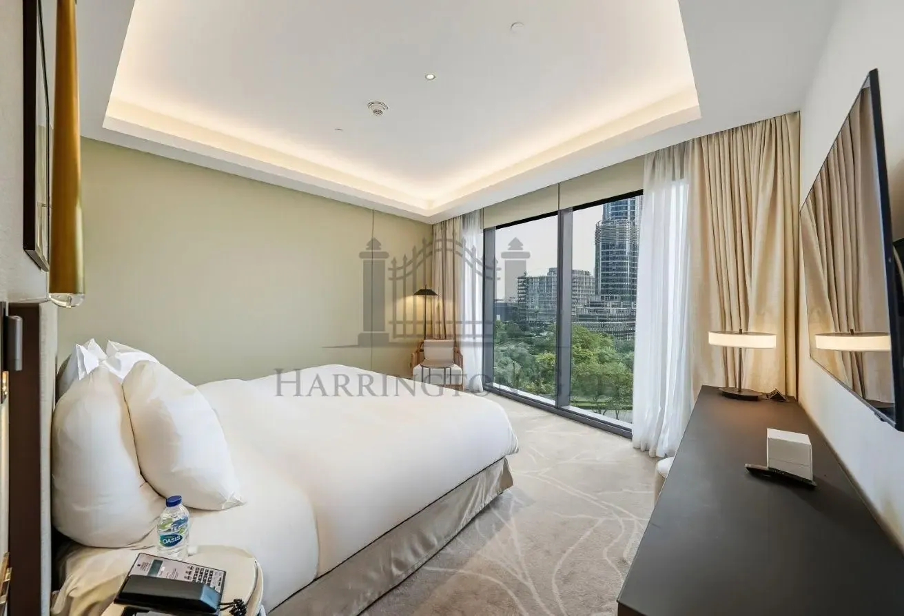 Burj Khalifa View | 3BR Apartment | Furnished