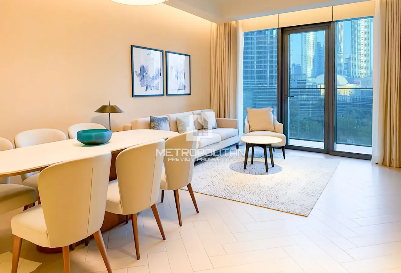 Burj Khalifa and Fountain Views | Furnished