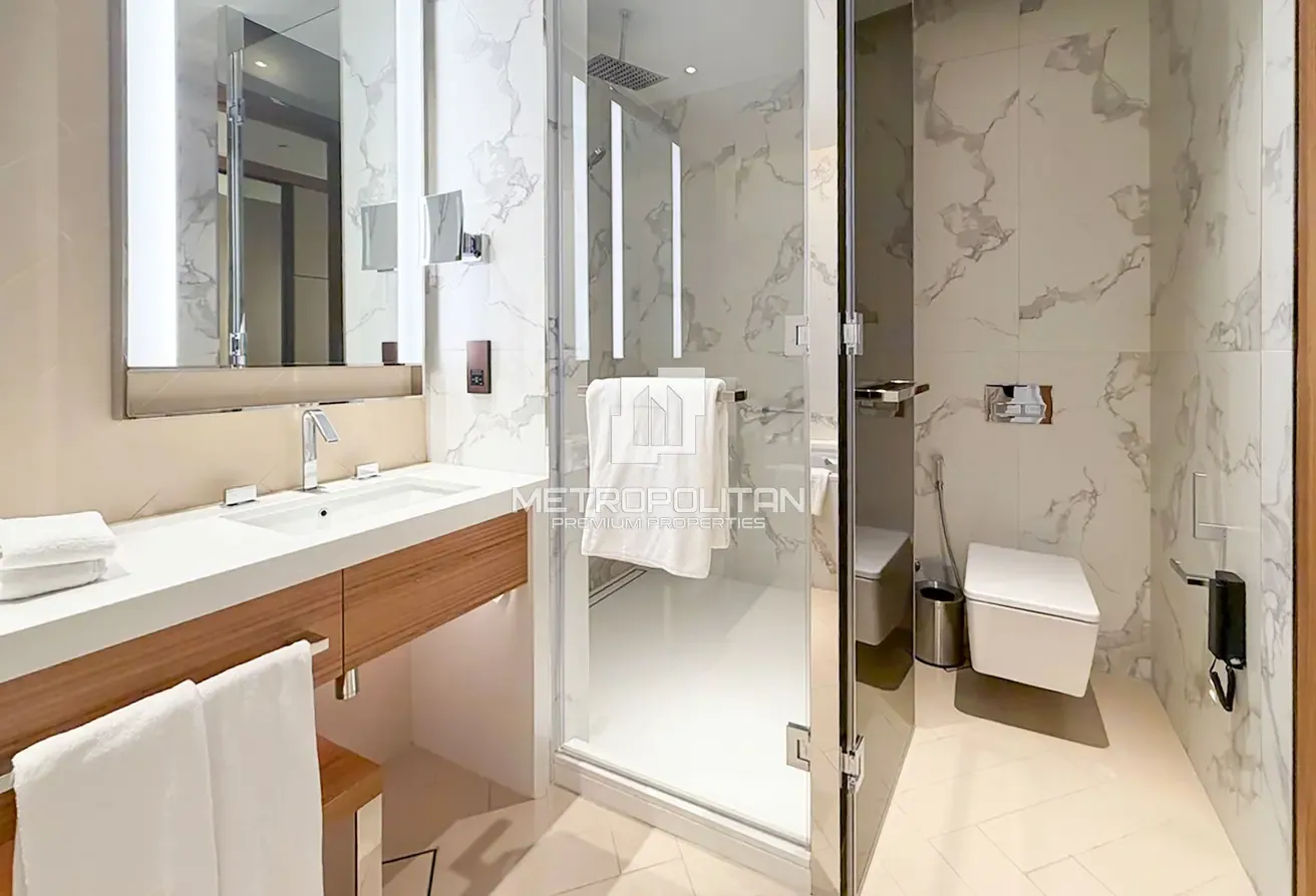 Burj Khalifa and Fountain Views | Furnished