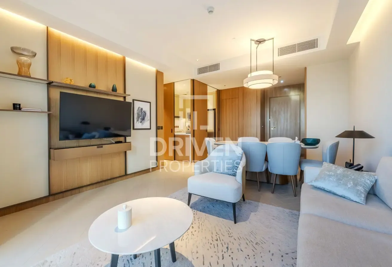 Vacant and Brand New Unit with 2 Balconies