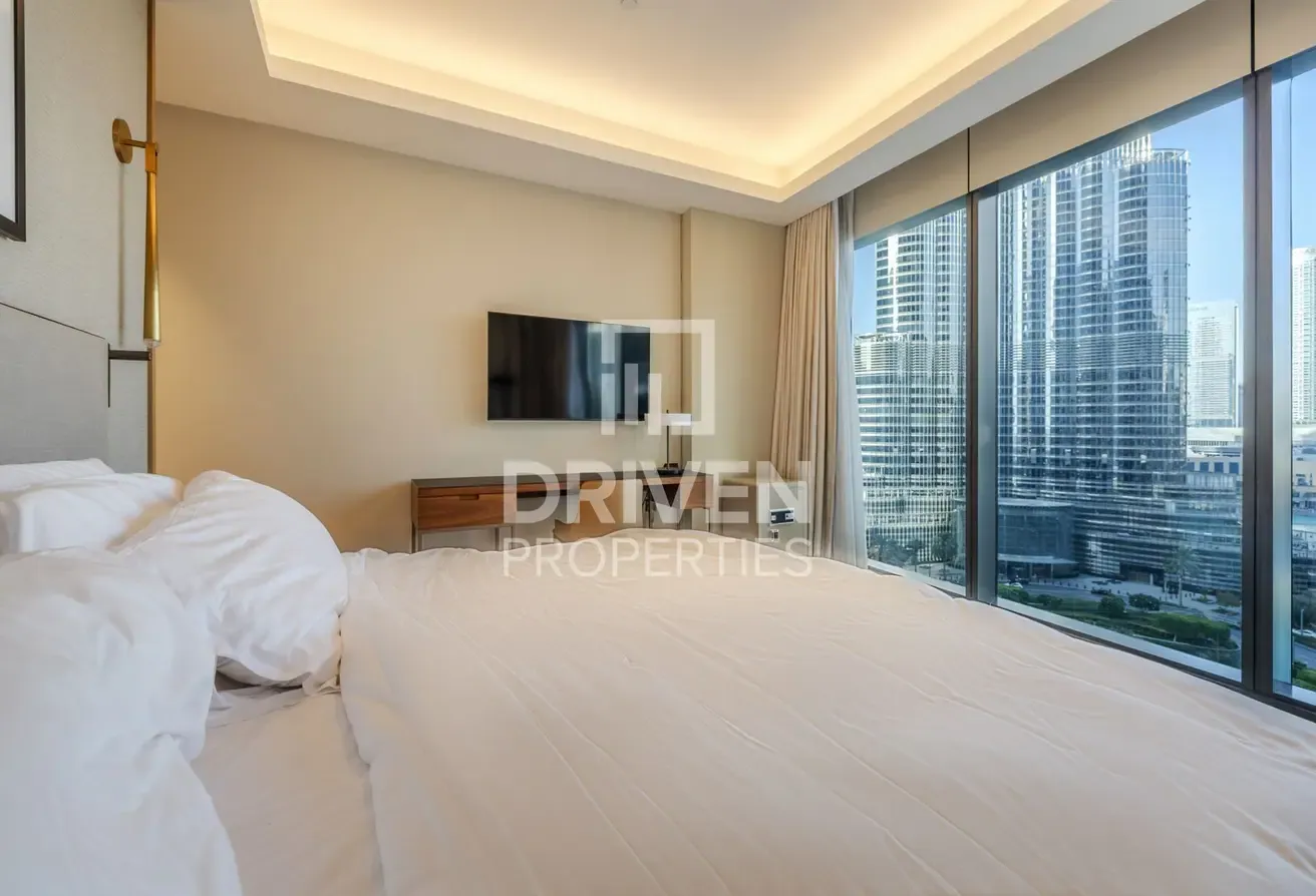 Vacant and Brand New Unit with 2 Balconies