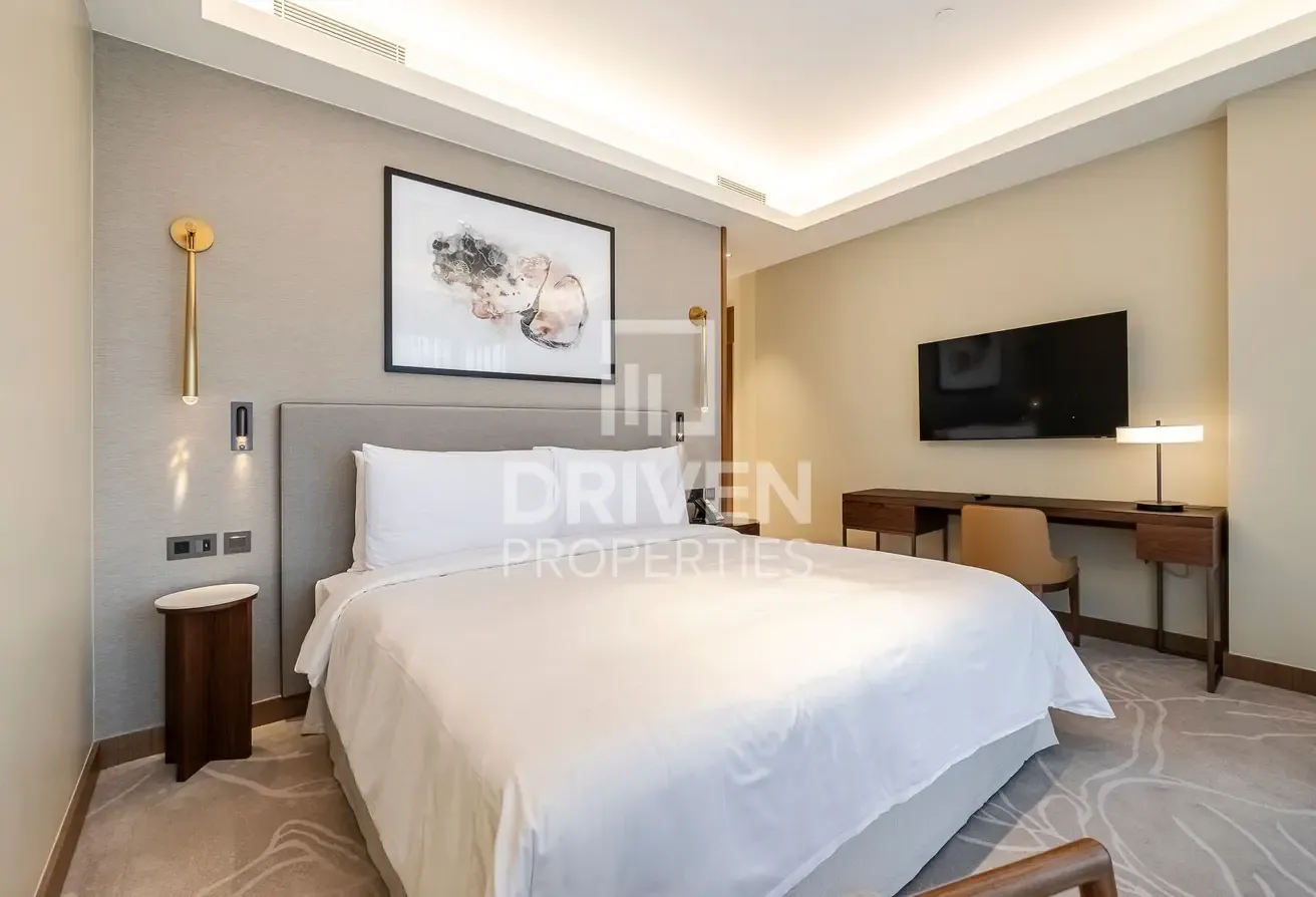 Mid Floor | Rented | Corner Unit | Burj View