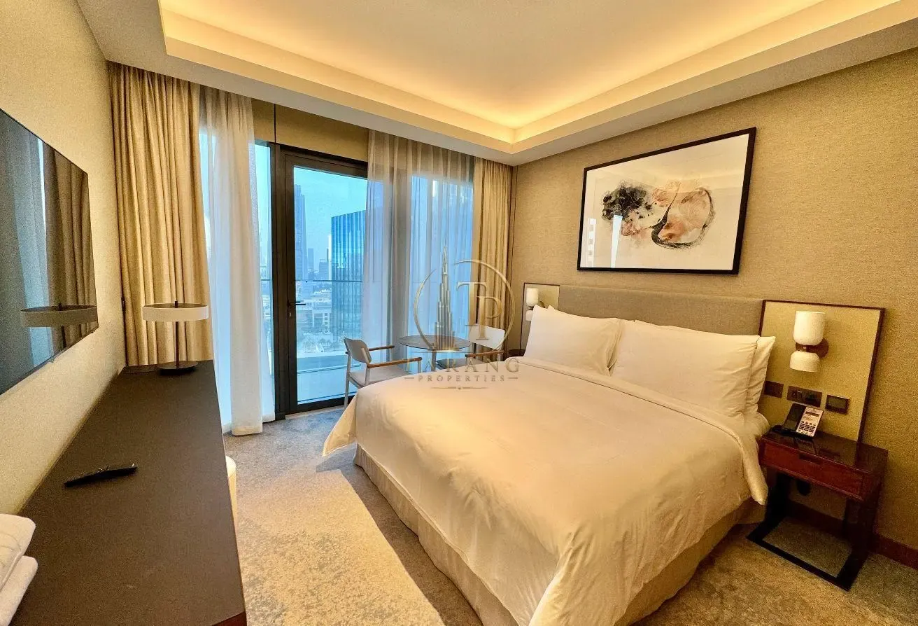 Furnished | High Floor | Vacant