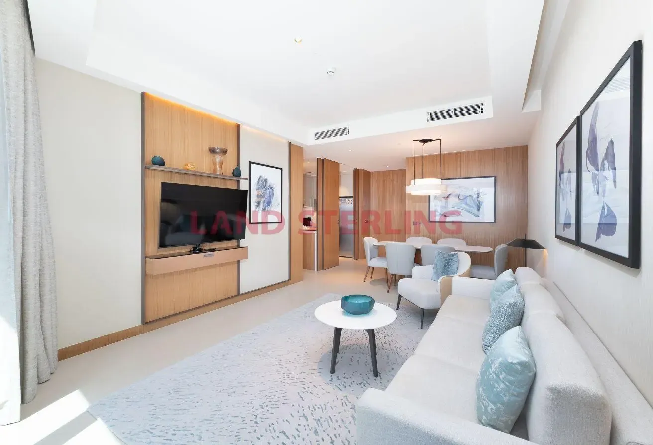 LUXURIOUS ABODE I HIGH FLOOR I INVESTOR DEAL