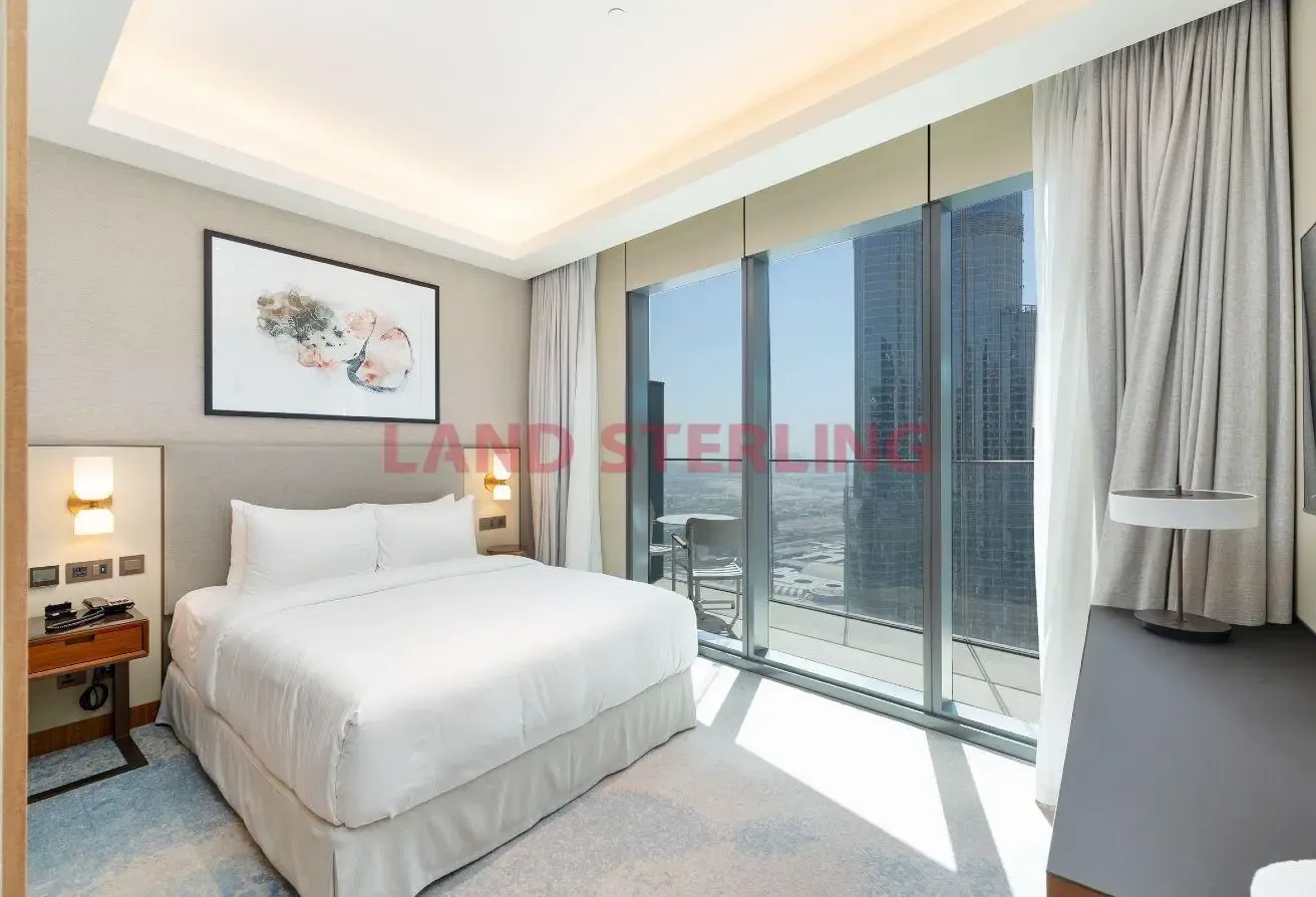 LUXURIOUS ABODE I HIGH FLOOR I INVESTOR DEAL