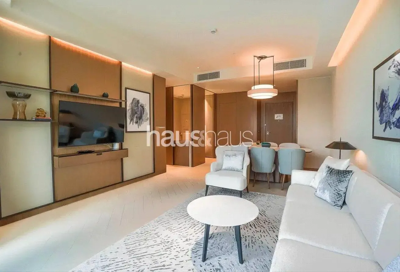 Luxury Living | Burj and Fountain Views | Tenanted