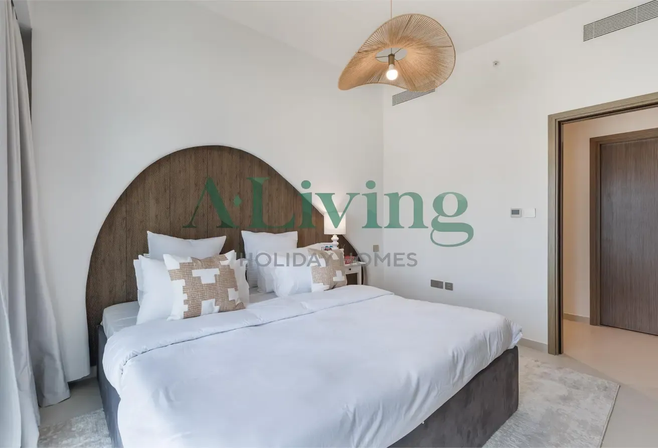 Downtown | Burj Royale 3BR | Free WiFi