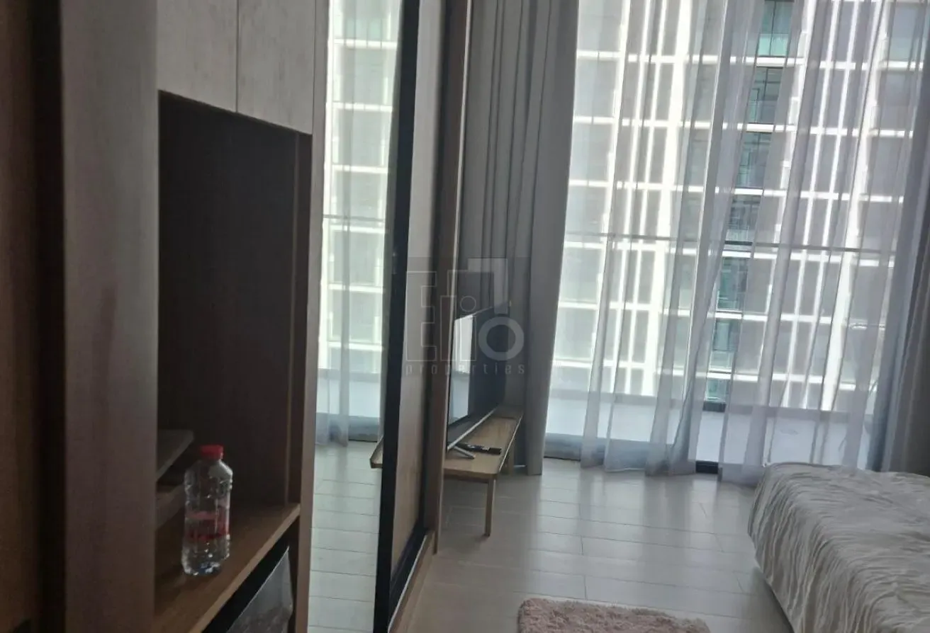HIGH FLOOR |FURNISHED | READY TO MOVE | SMART HOME