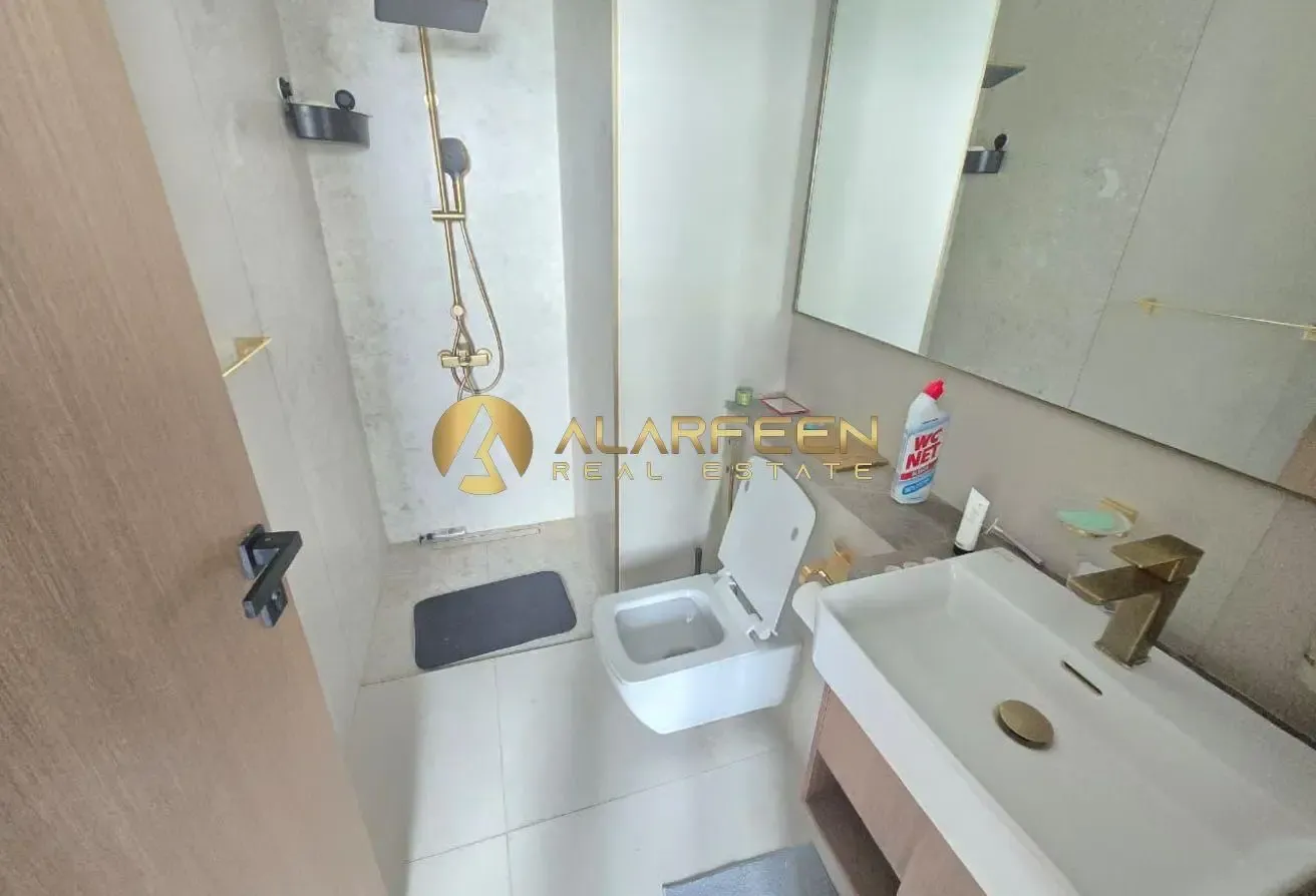 Furnished Studio || High Floor || Skyline View