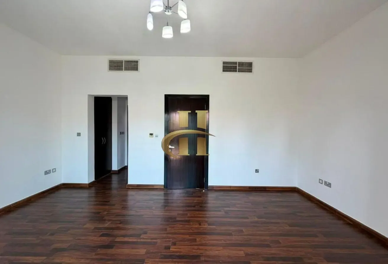 Vacant | Spacious | Luxury living