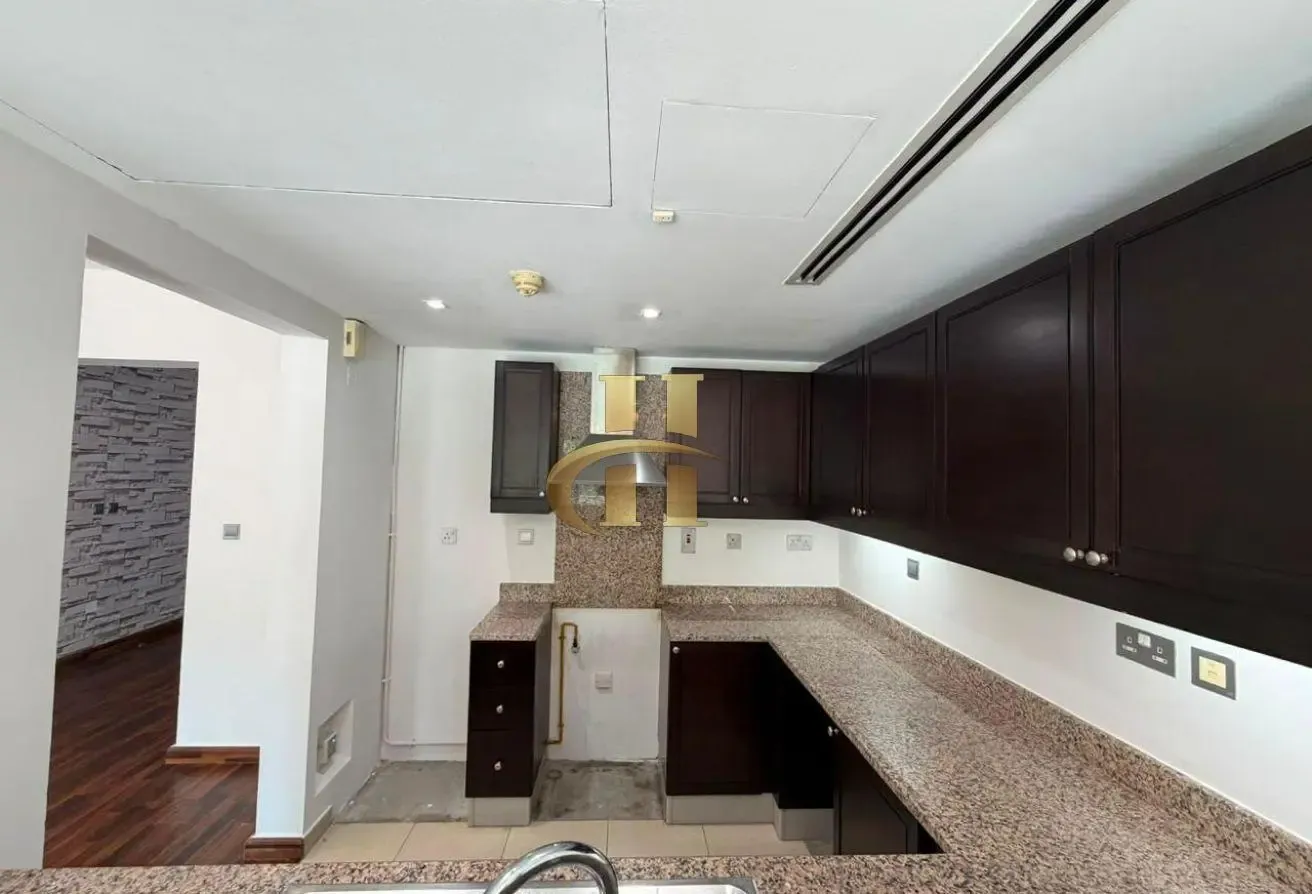 Vacant | Spacious | Luxury living