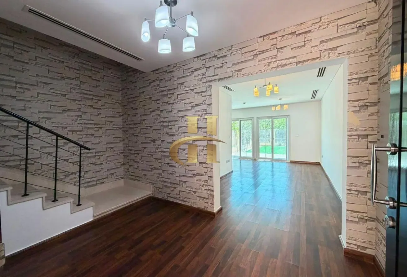 Vacant | Spacious | Luxury living