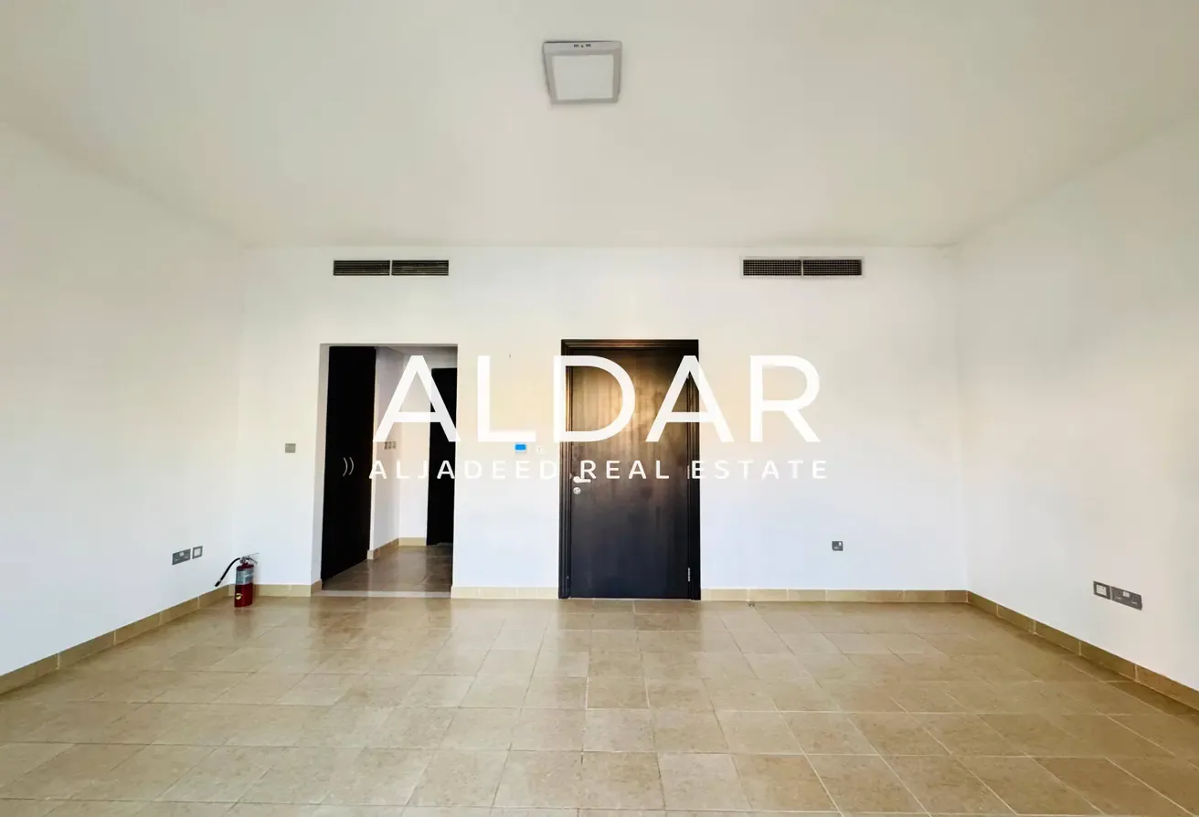 G+1 | Equipped Kitchen | Villa Facing | Vacant