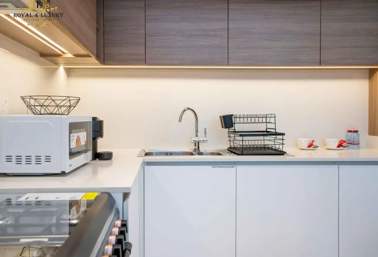 Modern and Furnished 2BR | All Bills Inclusive