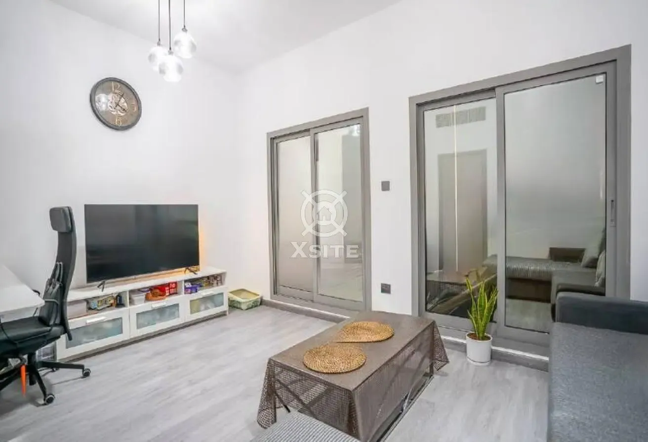 Fully Furnished | Master Rooms | Multiple Options