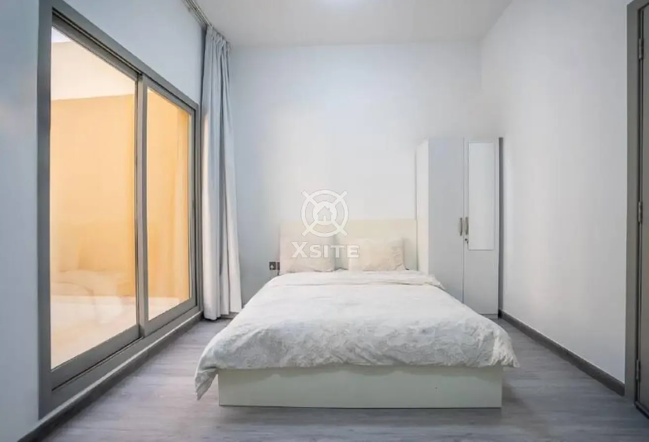 Fully Furnished | Master Rooms | Multiple Options
