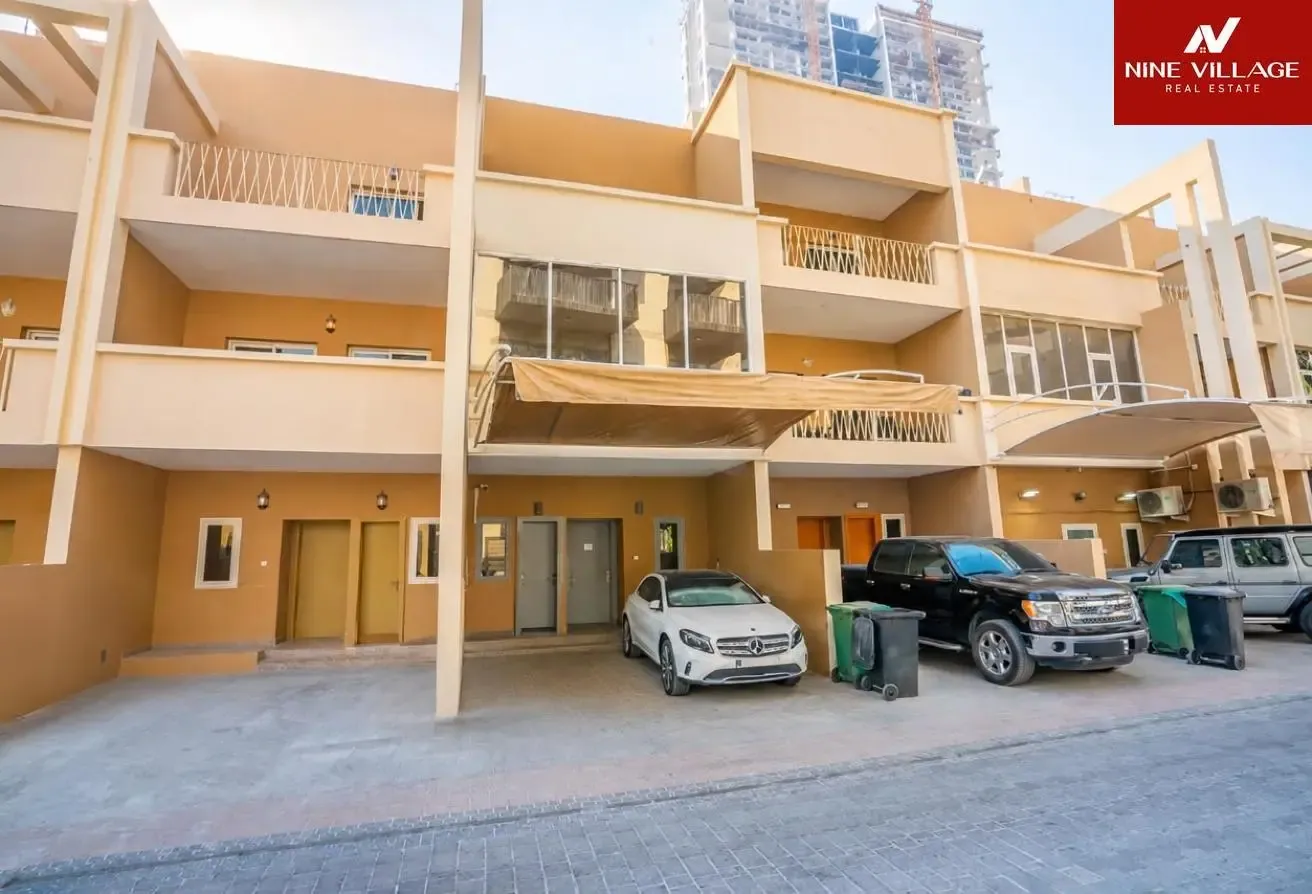 Fully Furnished 4BR Villa + Maid | Flexible Cheque
