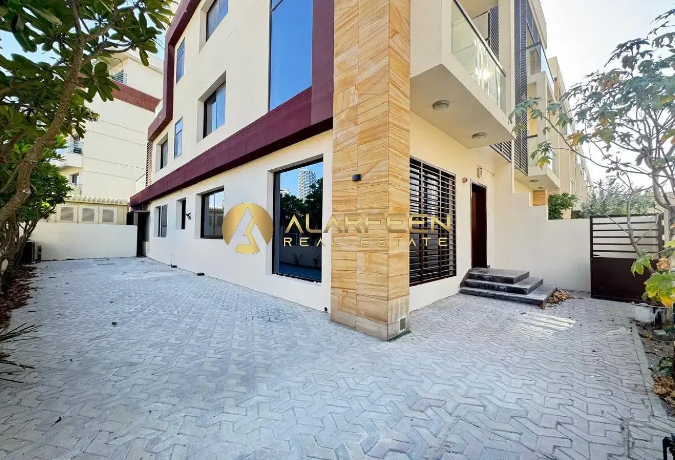 Spacious 4BR Villa | Mulberry Park | Multiple View