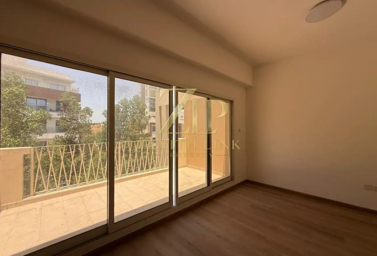 4BR+Maid`s ROOM | Private Garden | Vacant