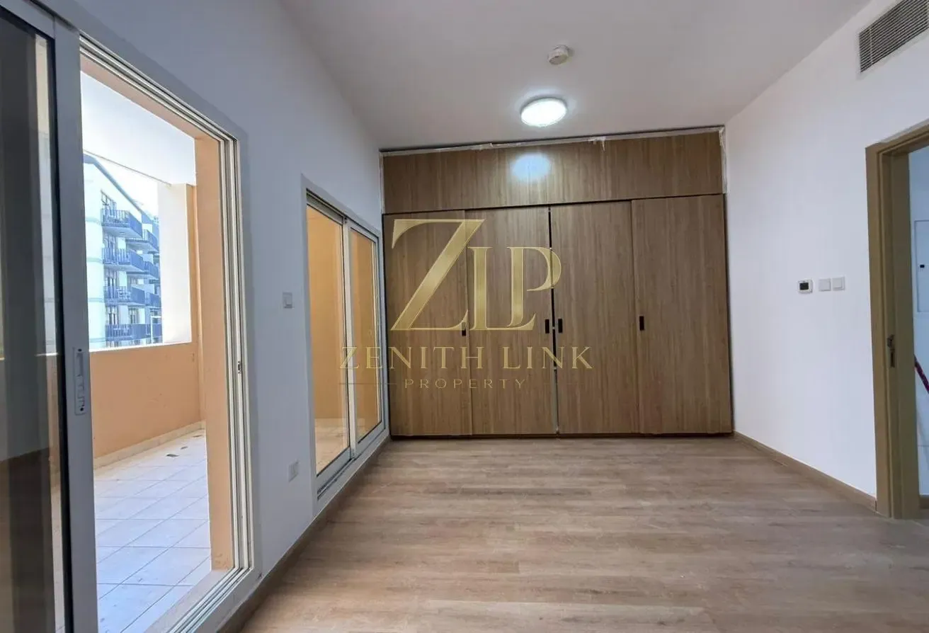 4BR+Maid`s ROOM | Private Garden | Vacant