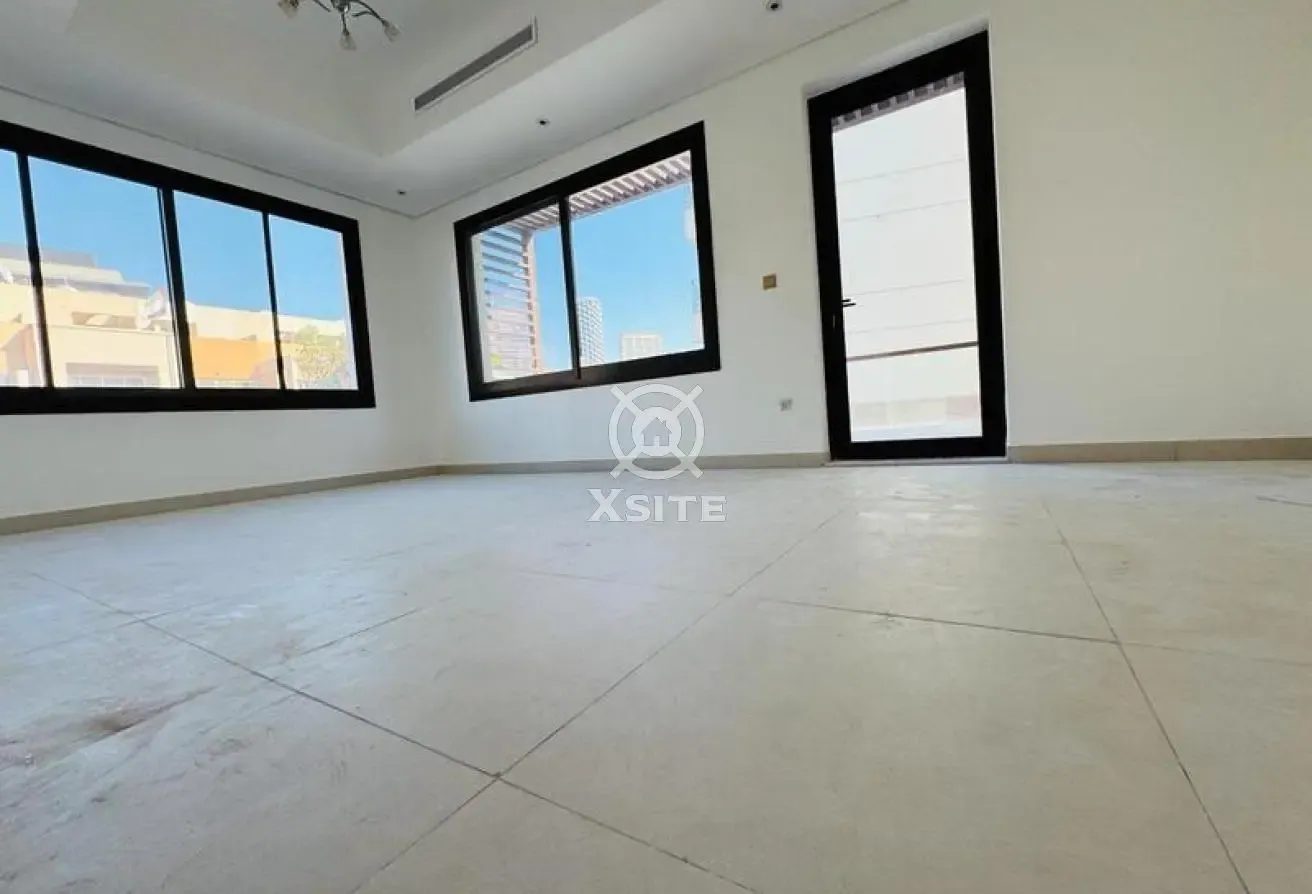 Corner | Master Rooms | Ready to Move