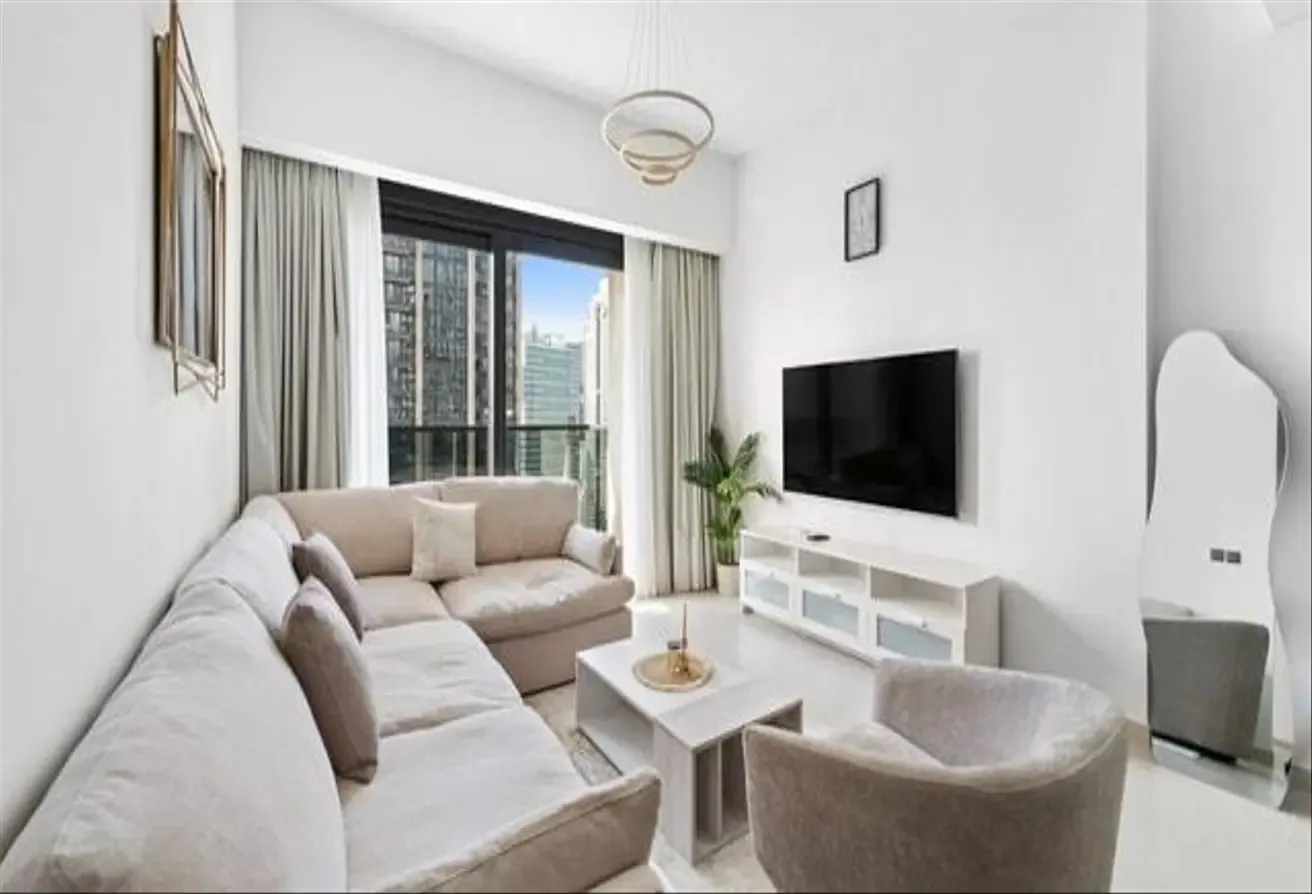 Luxurious 2BR in the Heart of Downtown Dubai