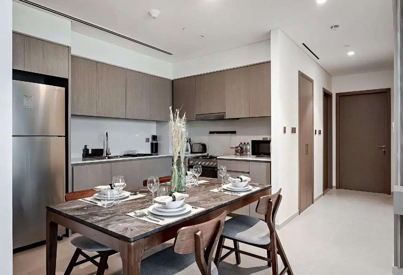 Luxurious 2BR with a Stunning View of Burj Khalifa