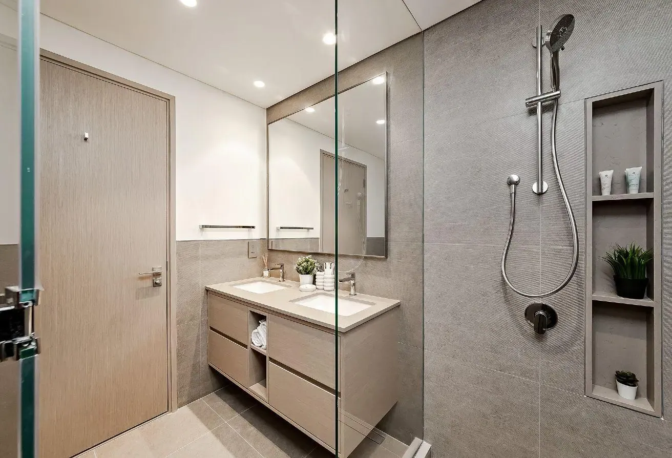 Grande 2 BR Apartment