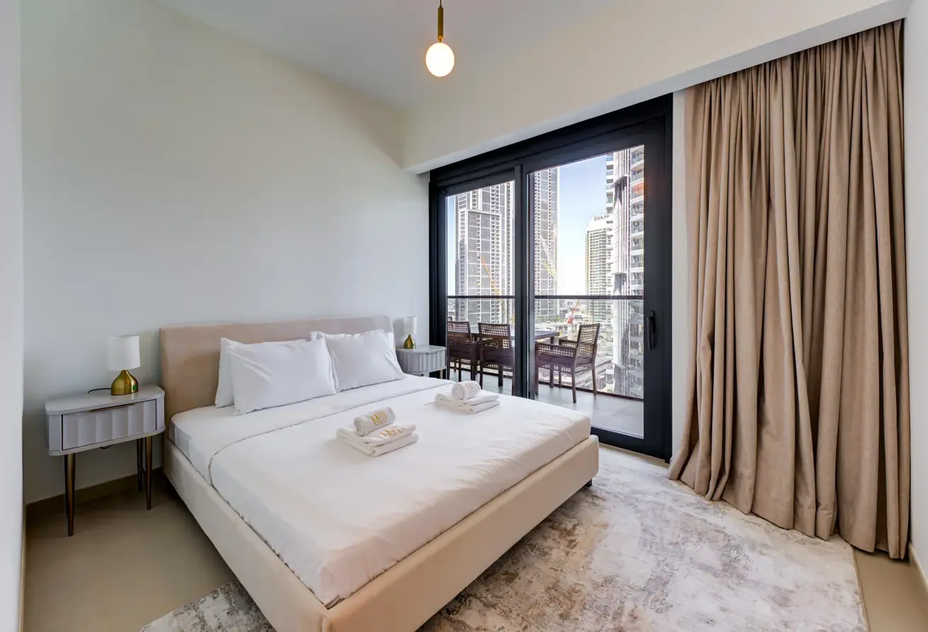 ALL BILLS INCLUDED BURJ VIEWS - AVAILABLE NOW