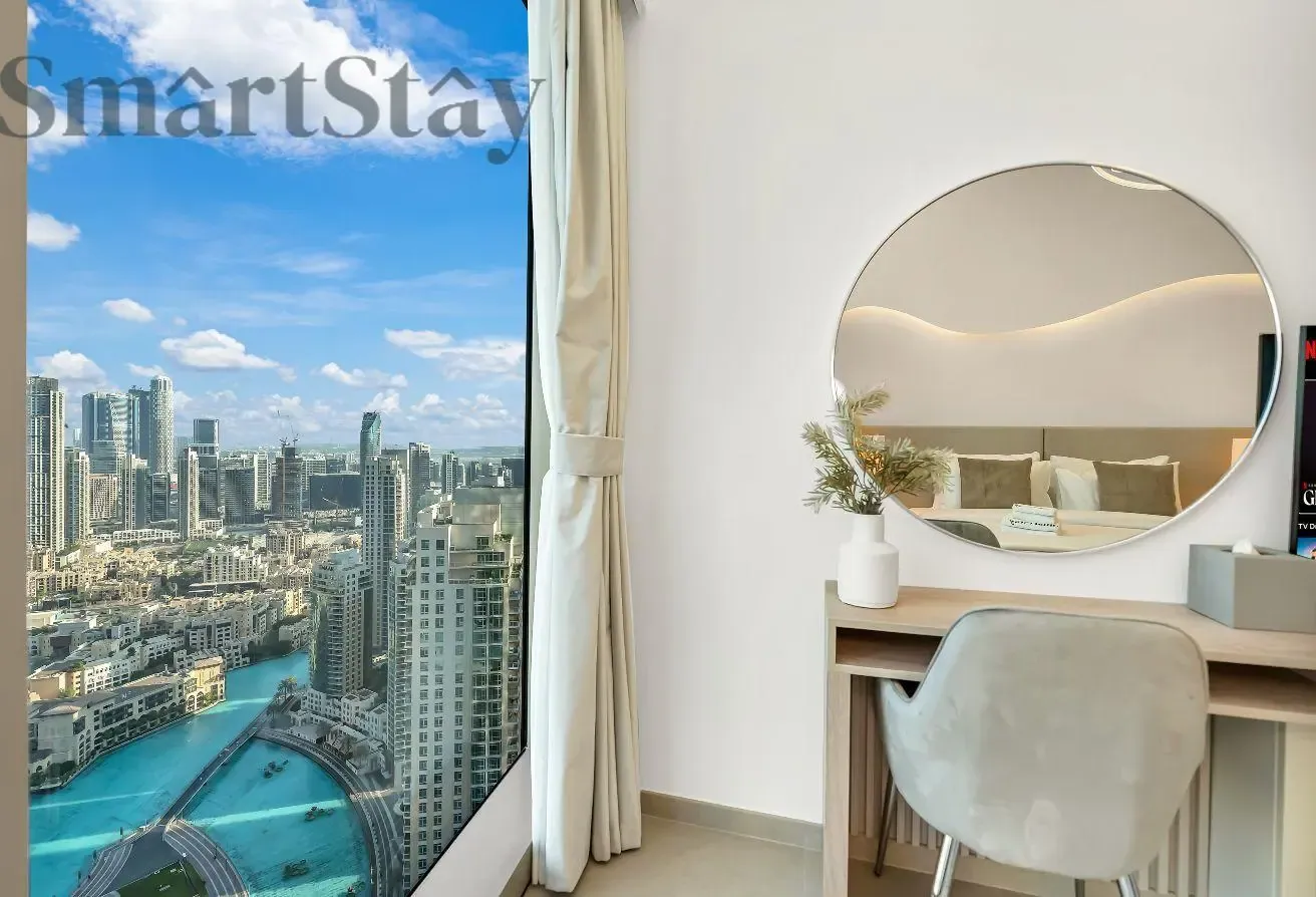 2BR Unit with Burj Khalifa View | Grande Signature