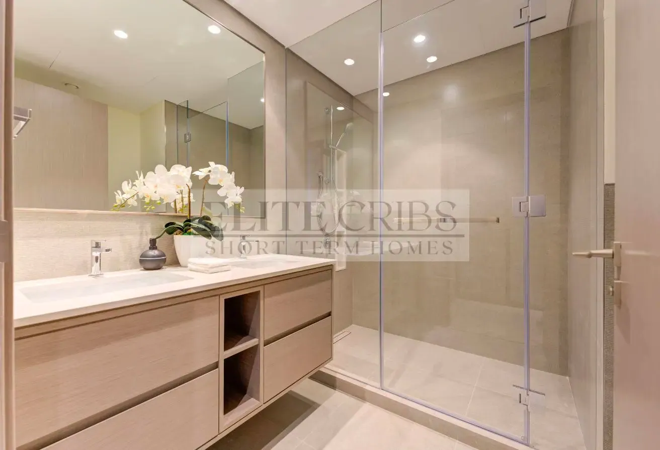 Luxury 2BR in Grande | Fountain Vew