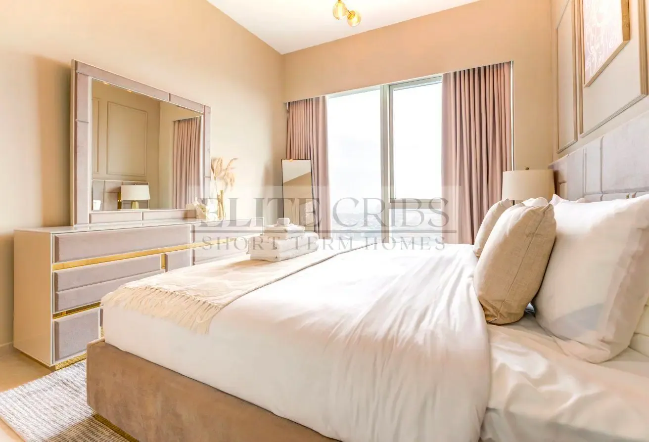 Luxury 2BR in Grande | Fountain Vew