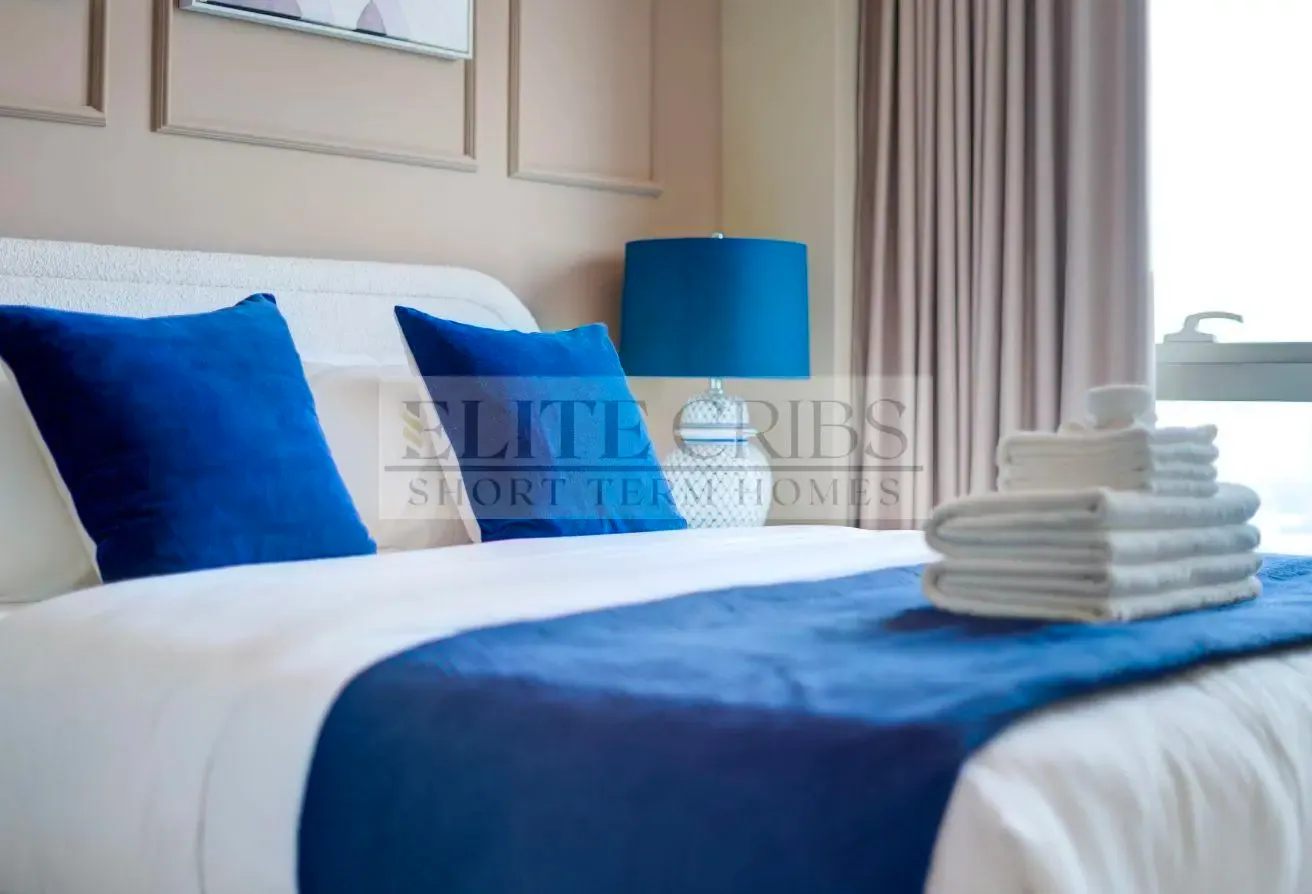 Luxury 2BR in Grande | Fountain Vew