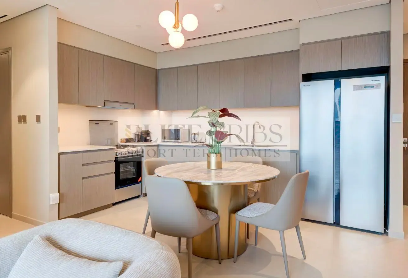 Luxury 2BR in Grande | Fountain Vew