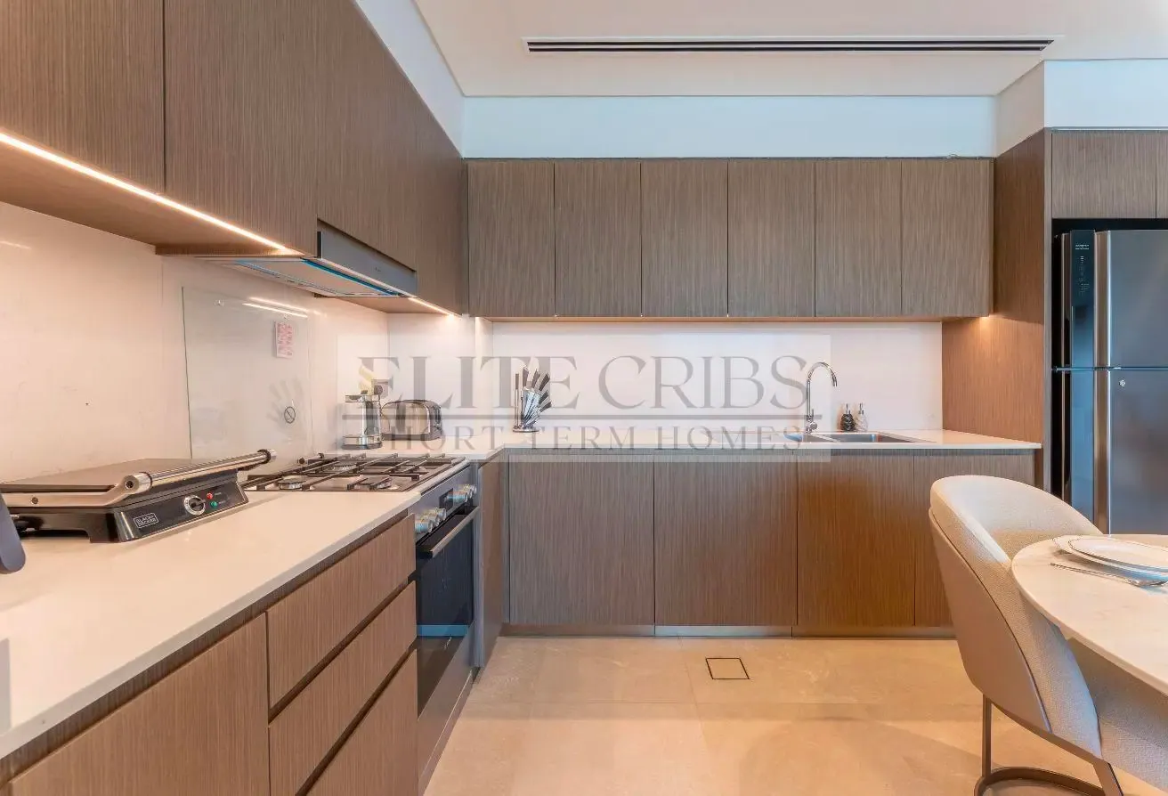 Elegant 2BR Retreat with Burj Khalifa Views GRANDE