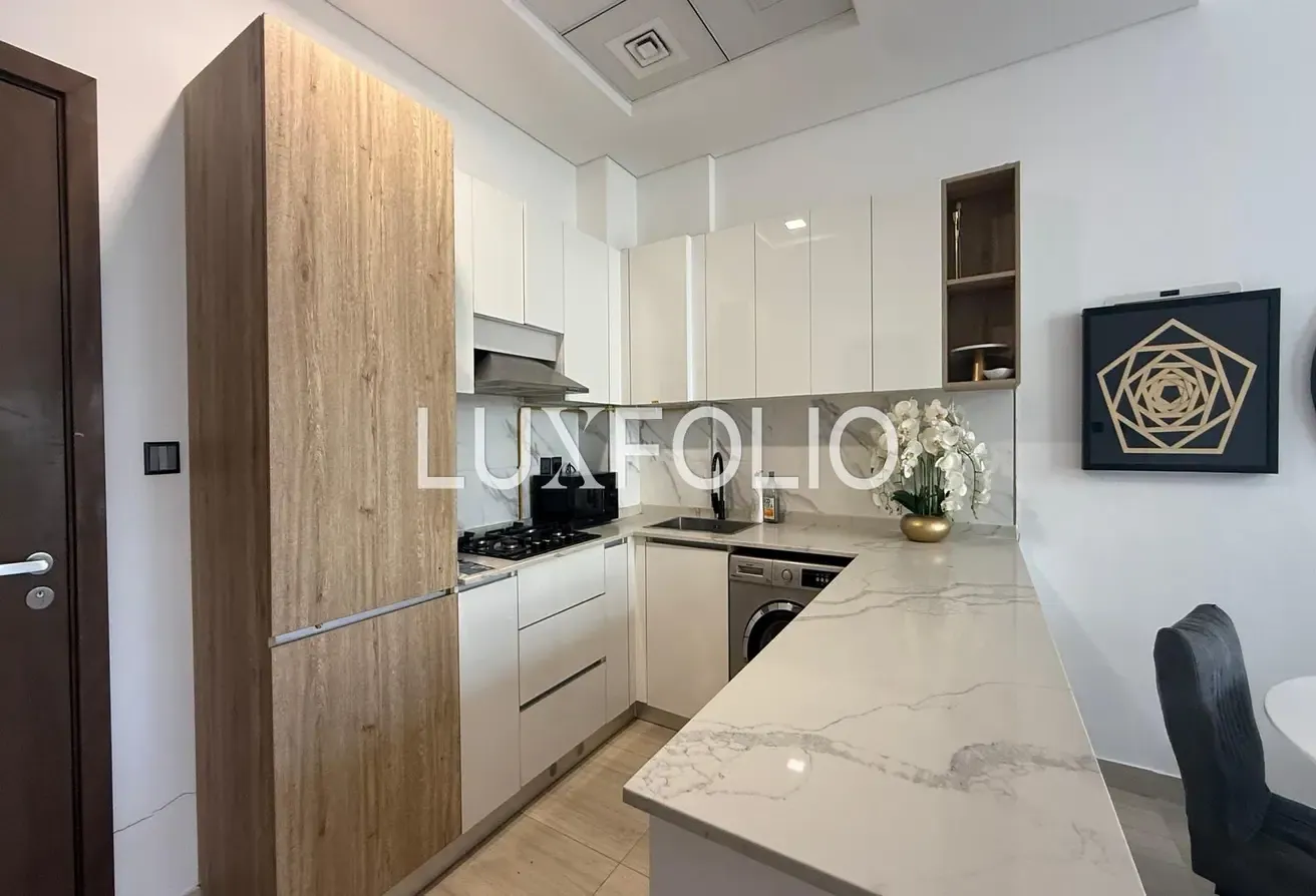 Modern | Balcony | Fully Furnished